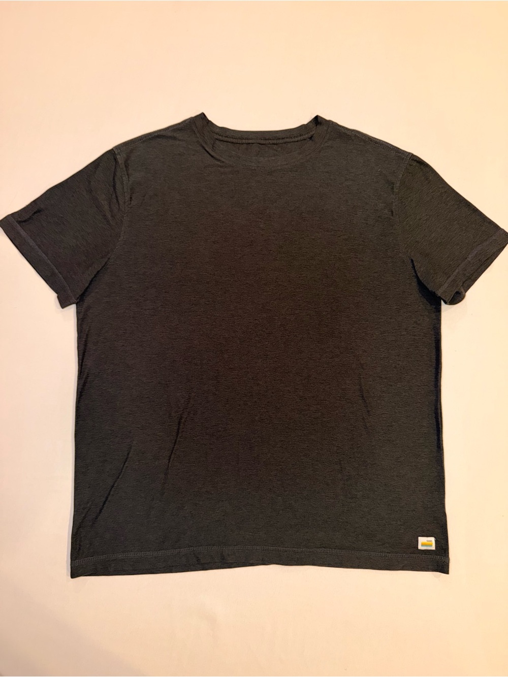 Vuori Strato Tech Tee Heather Dark Grey Men’s M